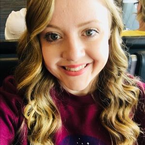 Meet your Posher, Lindsey